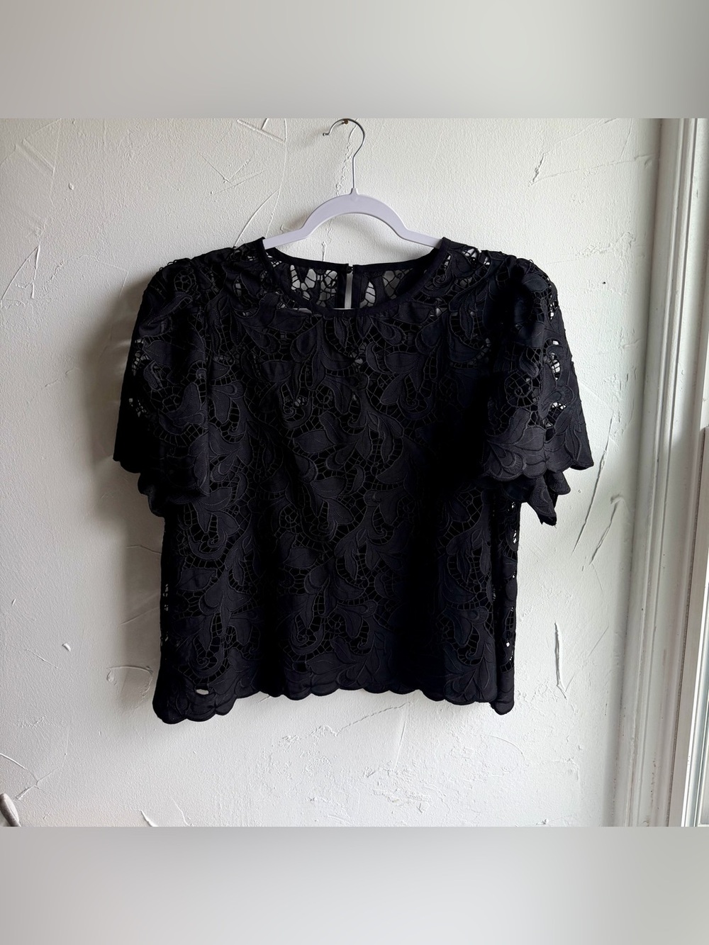 NWT Express Embroidered Crochet Puff Sleeve Top Size XL